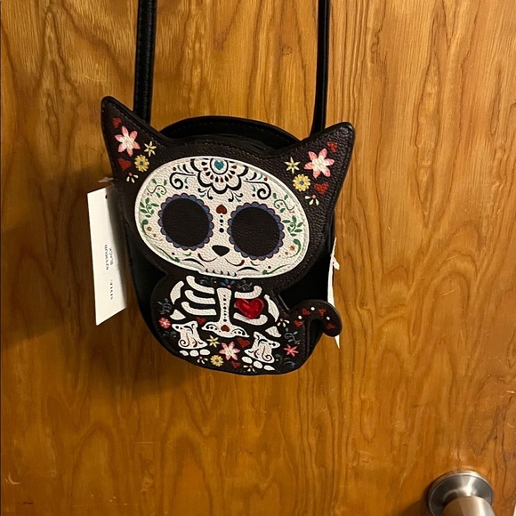 Sleepyville Critters Sugar Skull Cat Crossbody Bag - Picture 2 of 10